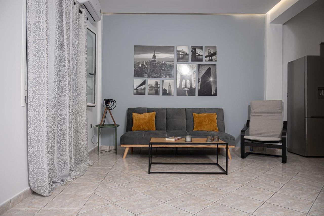 Thalia Apartments Kalamata Esterno foto